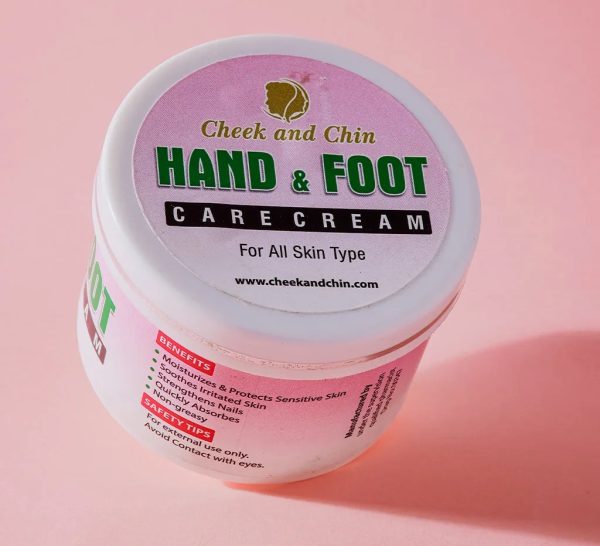 Hand & Foot Care Cream Moisturizes And Protect Sensitive Skin.